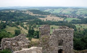 Град Толштейн – романтические развалины в Чешской Швейцарии